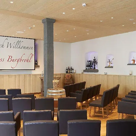 Schloss Otel Burgbrohl