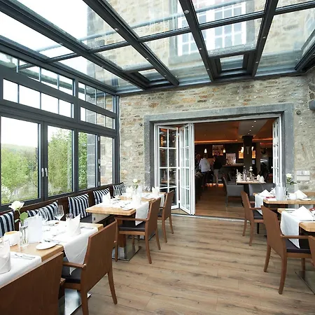 Schloss 4* Burgbrohl